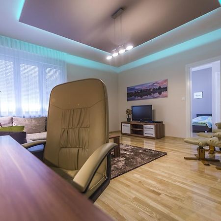 Apartman Cesaric Osijek Zewnętrze zdjęcie